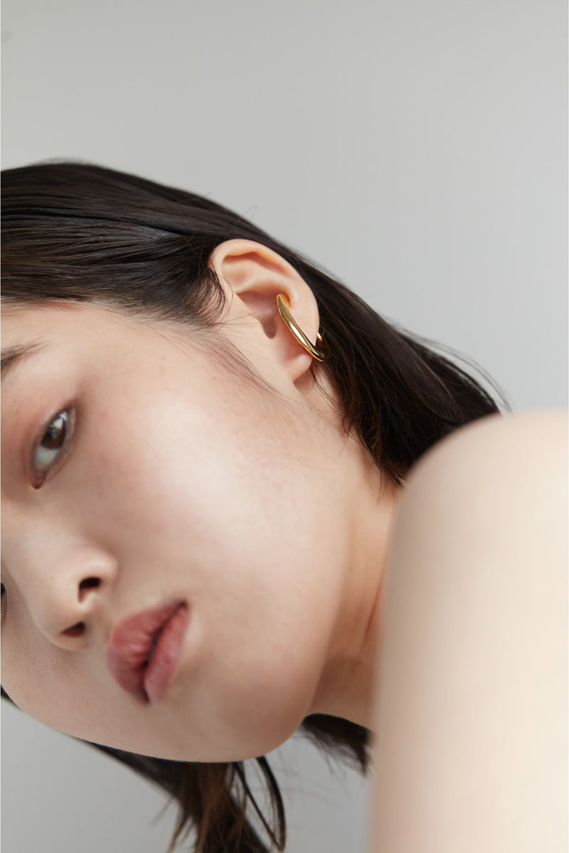 Ill gold(ear cuff)