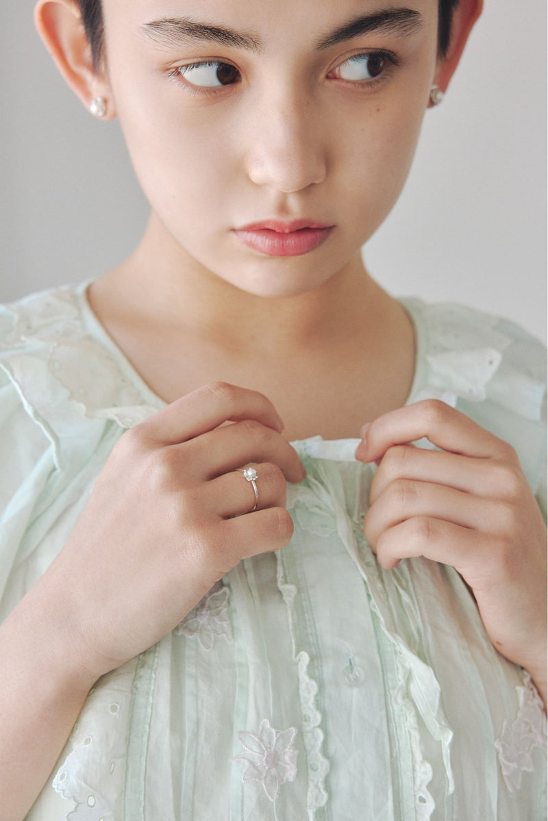 Petal silver (earring)