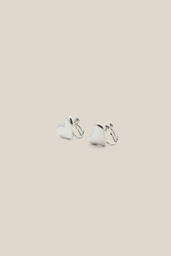 Fondness heart silver (earring)