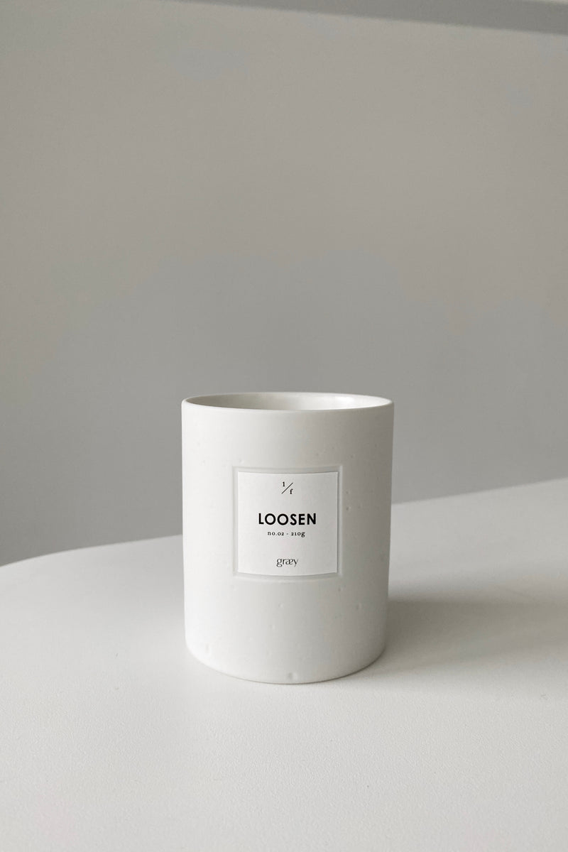 Loosen (fragrance wood candle)